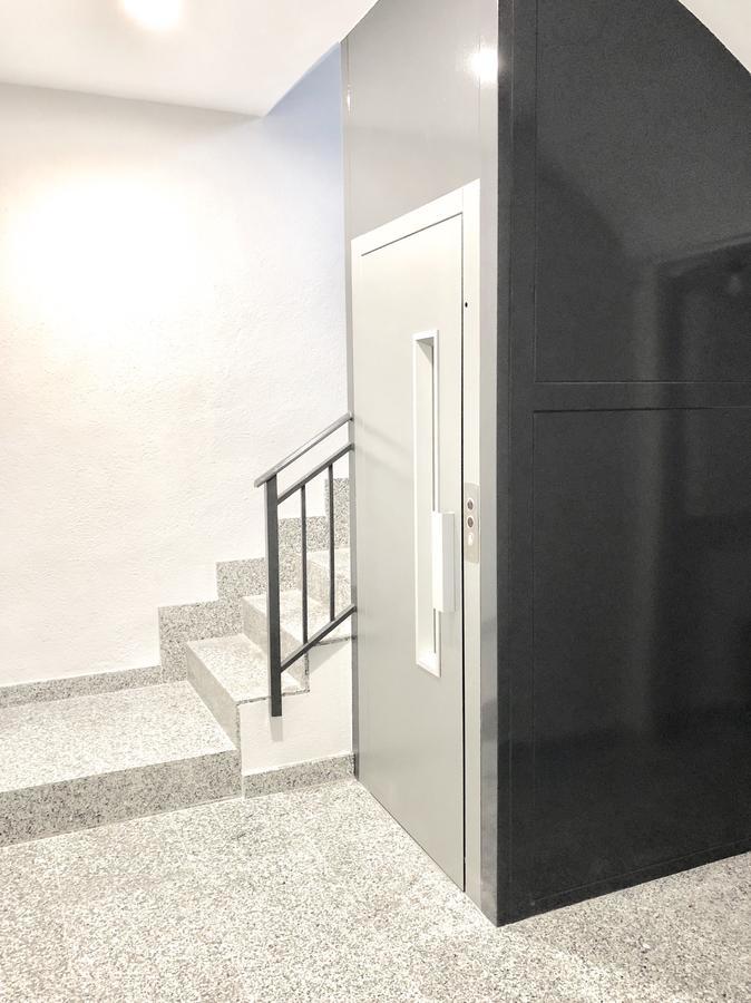 Plaza 5 Carabanchel Apartment Мадрид Екстериор снимка