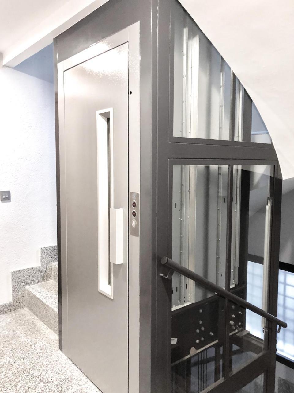 Plaza 5 Carabanchel Apartment Мадрид Екстериор снимка