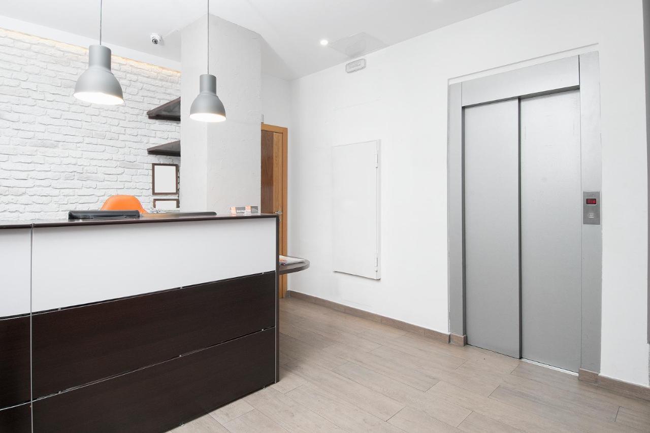 Plaza 5 Carabanchel Apartment Мадрид Екстериор снимка